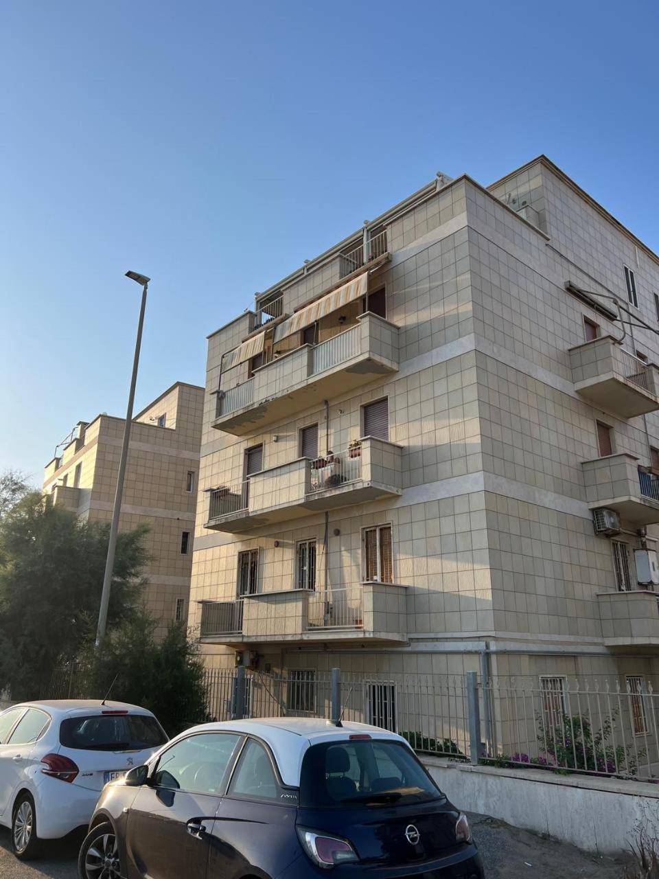 Brillu Apartment *